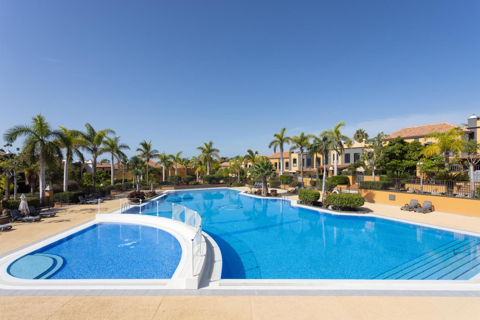 Classbnb - Luxury Townhouse 300M From Playa Del Duque Costa Adeje  Εξωτερικό φωτογραφία